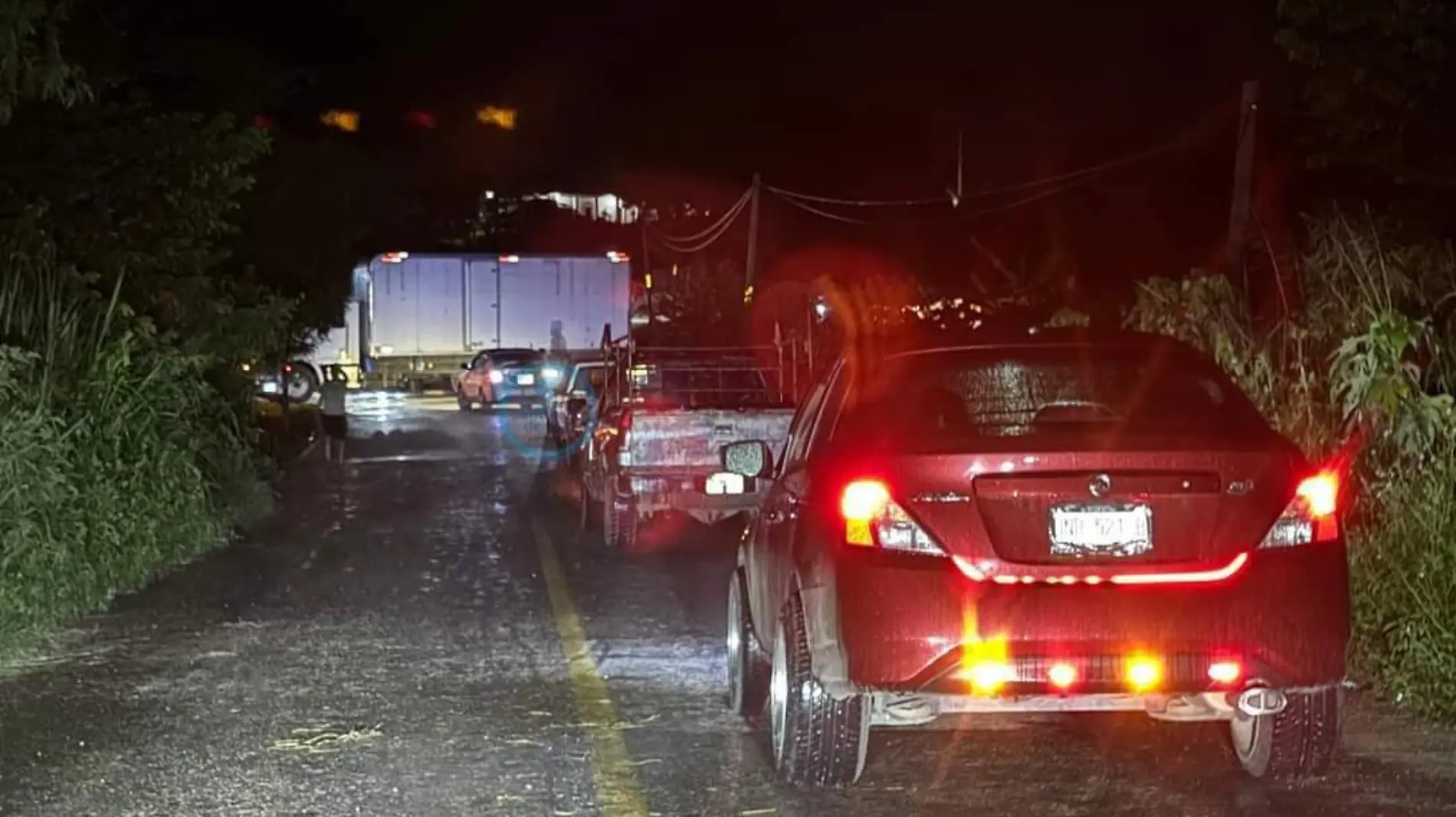 Bloqueo carretero de noche